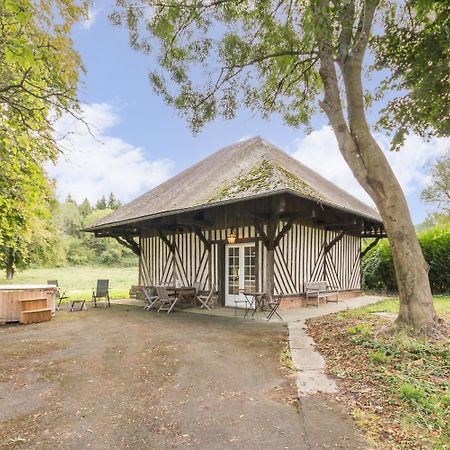 L'Atelier A L'Oree Des Bois Saint-Pierre-en-Auge エクステリア 写真